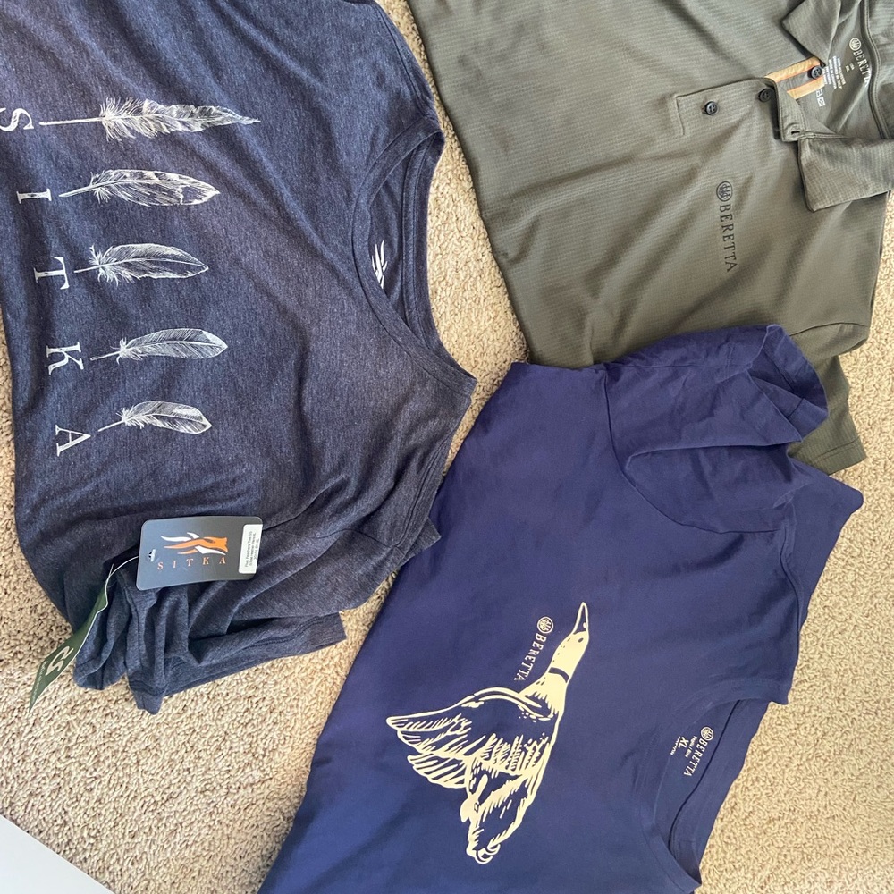 Beretta XXL Sitka shirt XL and blue beretta XL T-shirt set